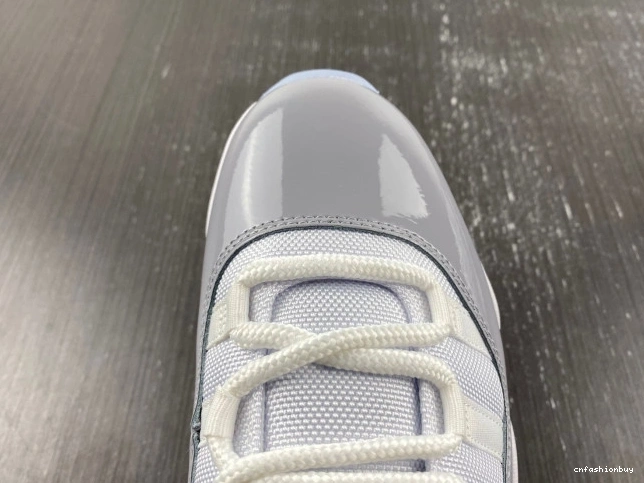 AV2187-140 Air Grey Jordan 11 Cement Low 0808